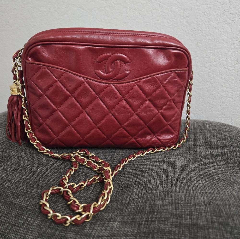 Chanel Red Crossbody Bag with Quilted Leather and Gold Chain